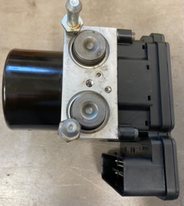 Naprawa sterownika pompy ABS z ESP SUZUKI Grand Vitara 77K0 inne numer