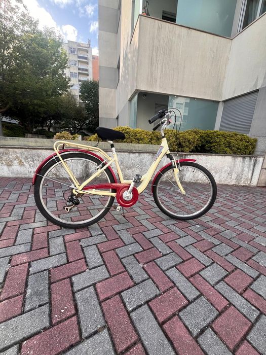 Bicicleta e acessórios