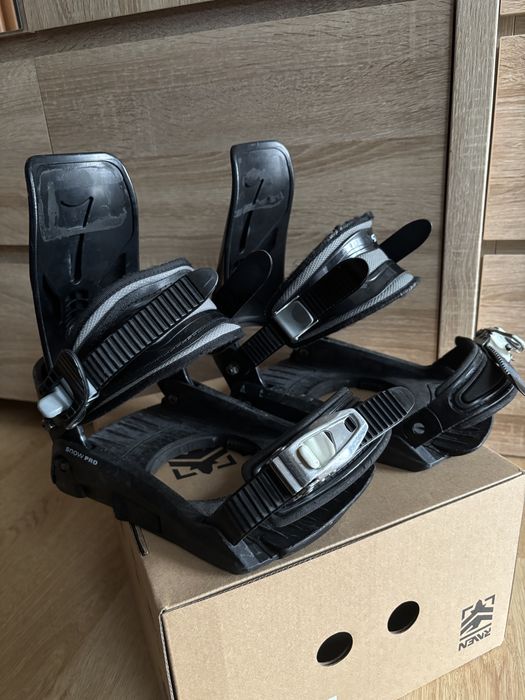 Wiązania snowboardowe