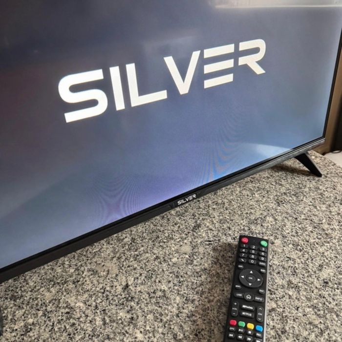 Smart TV Silver 32'