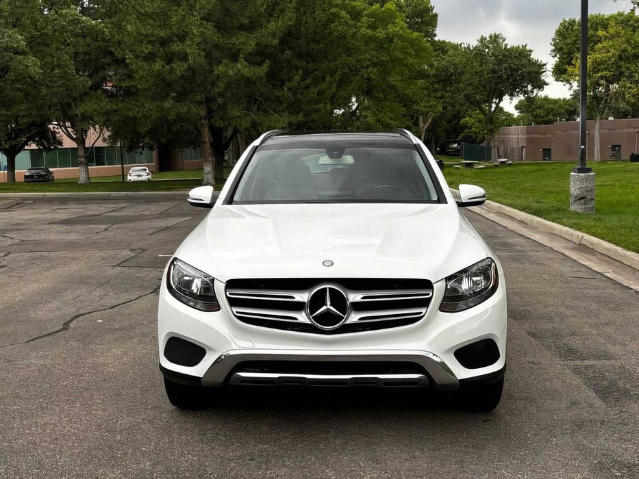 Mercedes-Benz GLC 300 4MATIC      2017