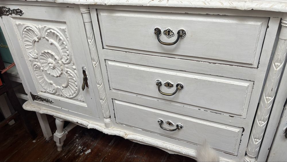 Vendo movel Queen Anne