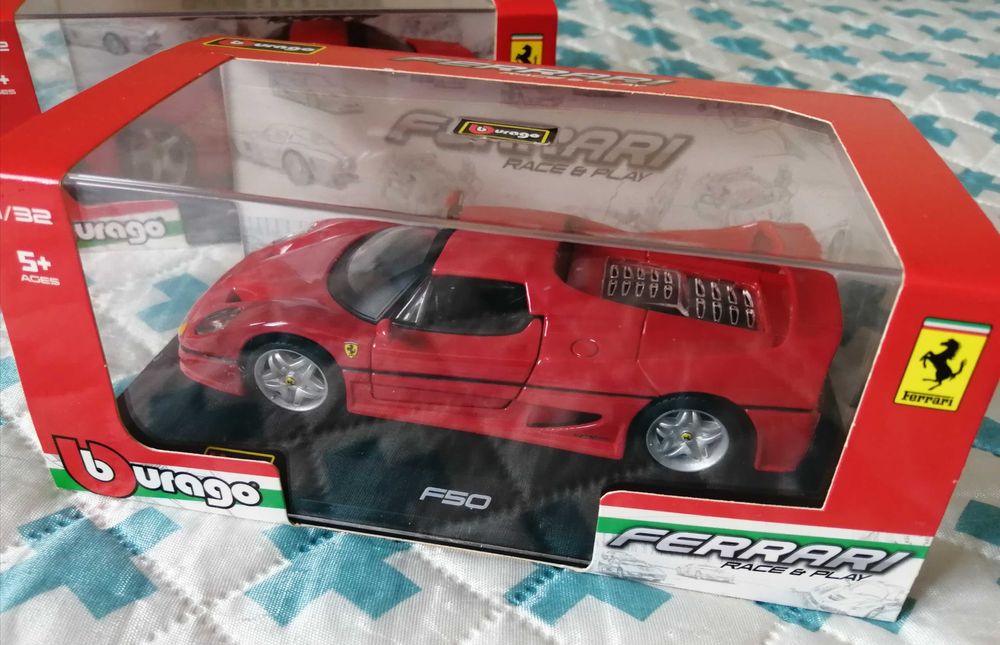 Burago Ferrari race play Novo