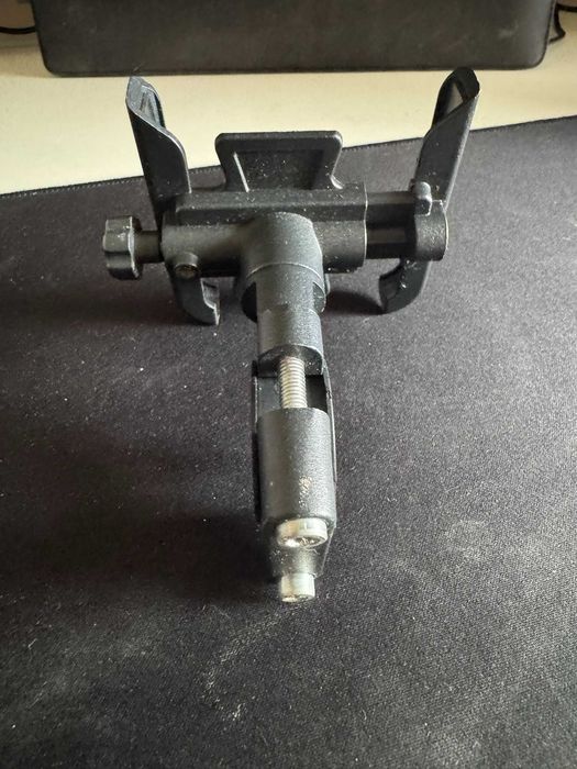 Suporte telemovel Mota