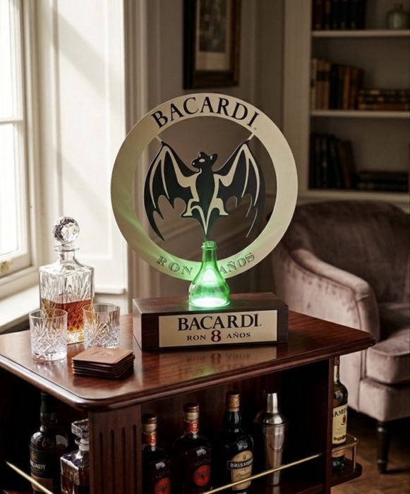 Luminoso Bacardi
