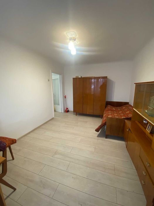 Продам 1-но кімнатну квартиру в центрі в цегляному будинку