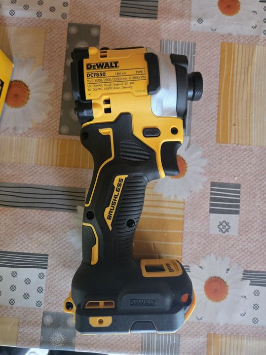 Zakretarka dewalt DCF850N