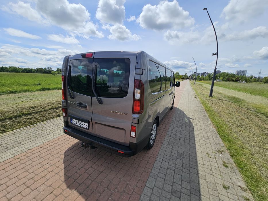 Wynajem bus 9 osobowy Rzeszów BEZ LIMITU KM, obsługa 24h