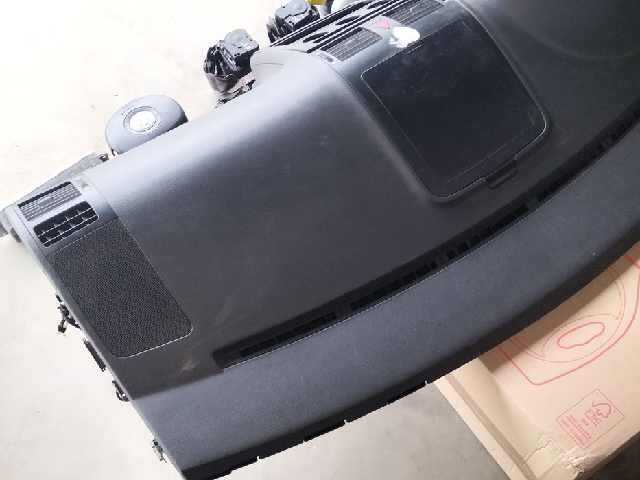 Touran I deska konsola kokpit pasy poduszki airbag KOMPLET