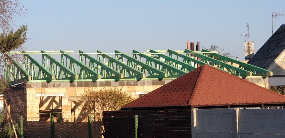 Drewno konstrukcyjne, deski, więźba,wiązary dachowe