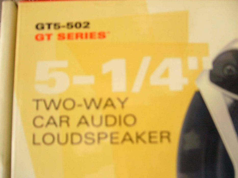 Vendo colunas auto JBL Novas