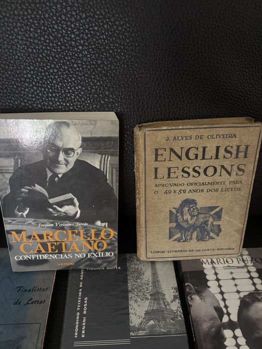 Livros antigos, vários