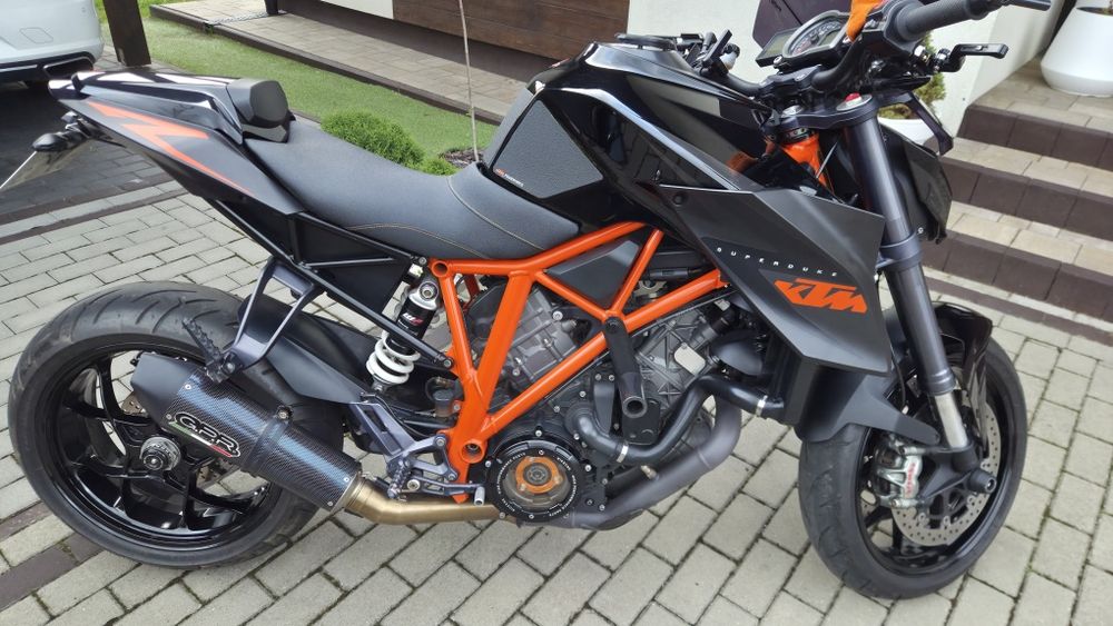 KTM