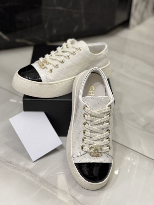 Trampki Chanel White Leather