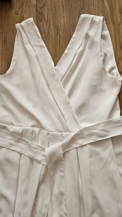 Sukienka ślubna do kolan