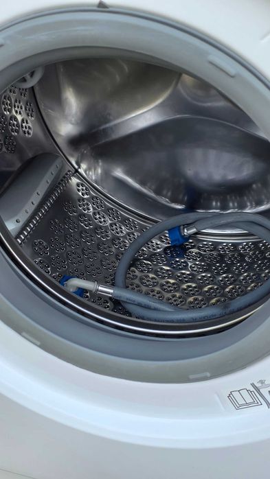 Pralka do zabudowy Electrolux Perfectcare 700, 7kg/1400obr steamcare