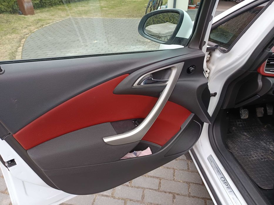 Sprzedam opel astra j 1,7diesel