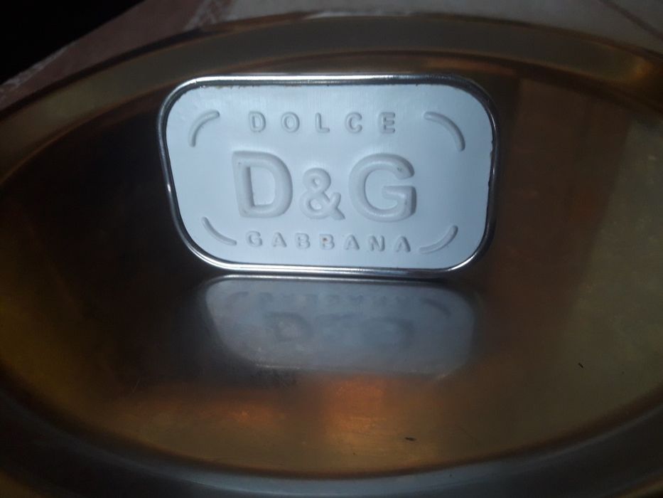 do pasów Dolce&Gabbana
D&G - bardzo dobra marka.