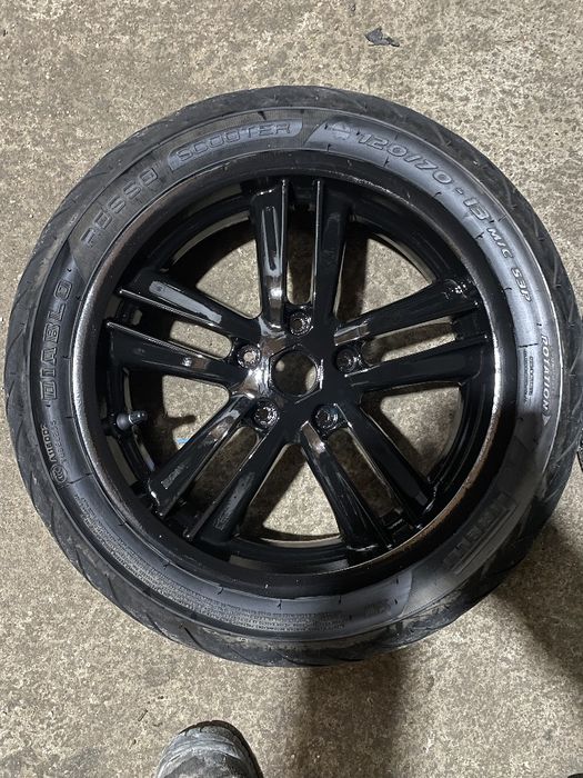 Vareador BGM e rodas 13 polegadas Vespa GTS