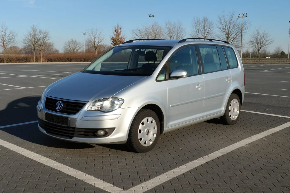 Volkswagen Touran  2008r 1 właściciel Klima ISOFIX Benzyna