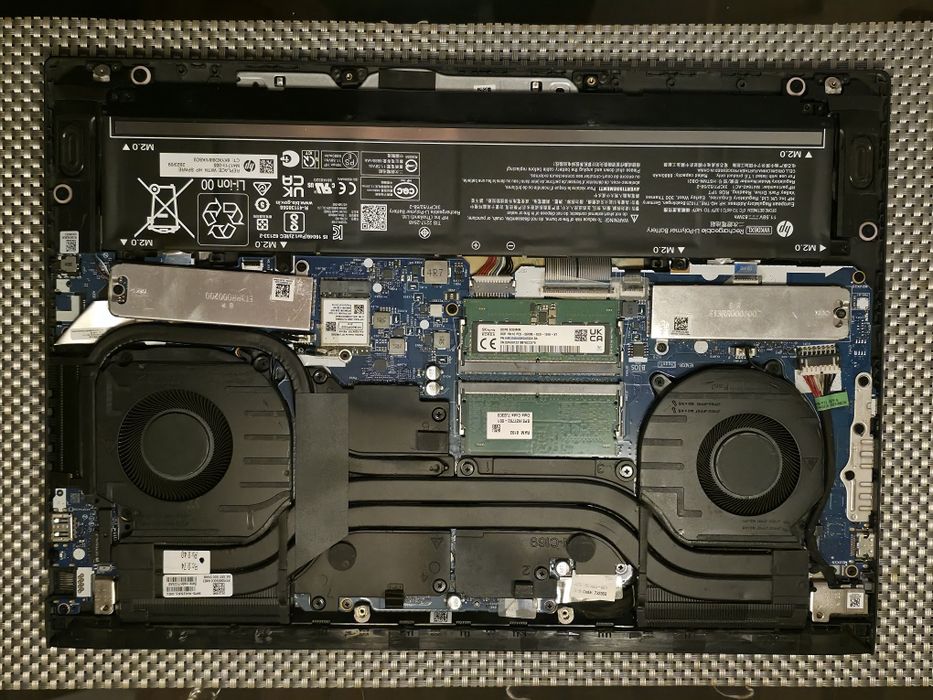 Portátil  Intel i7-14700HX , NVIDIA GeForce RTX 4060  2 ano garantia