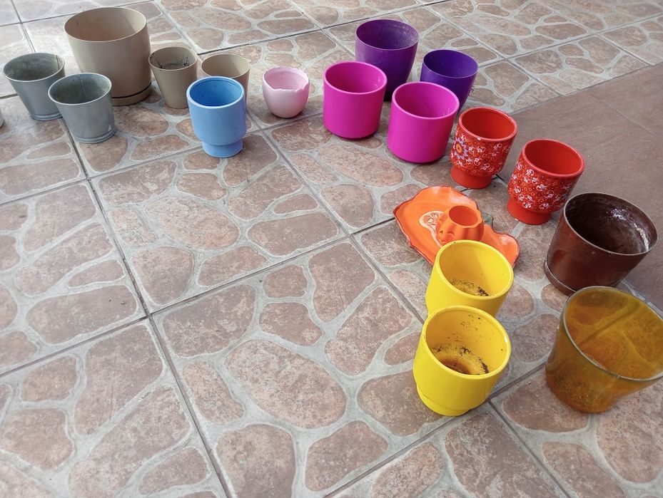 Oddam za darmo doniczki osłonki