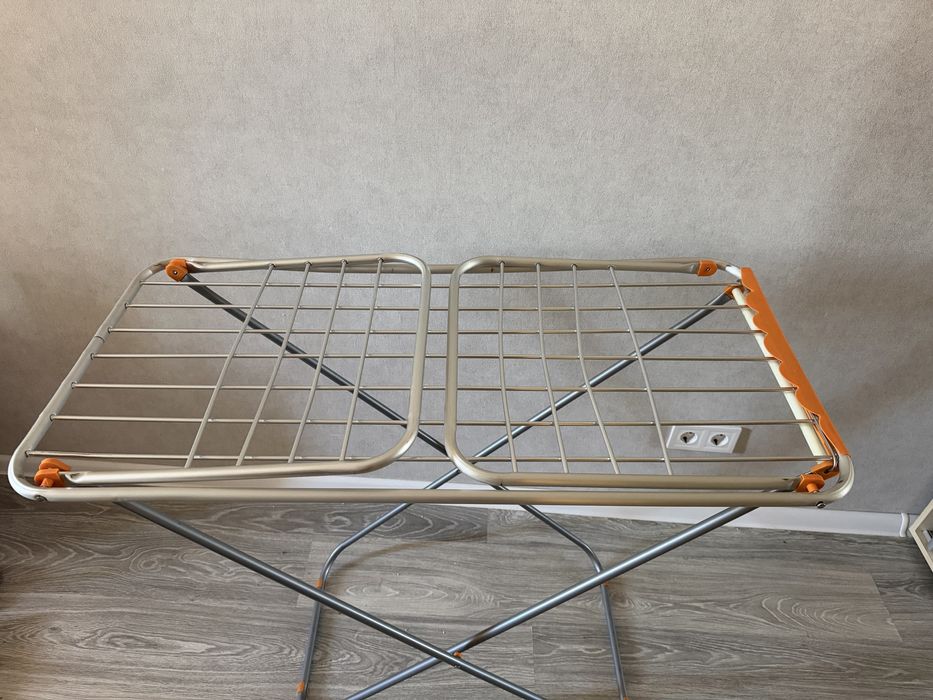 Продам сушилку для белья