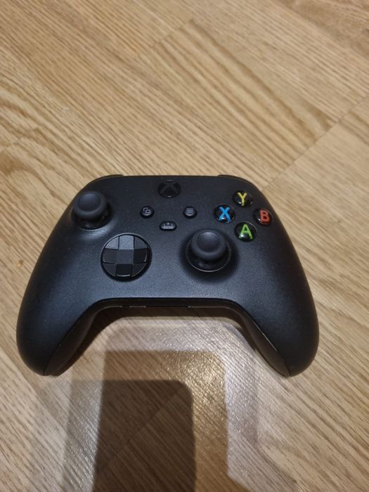 Xbox series s carbon black 1tb  z oryginalnym padem 2023