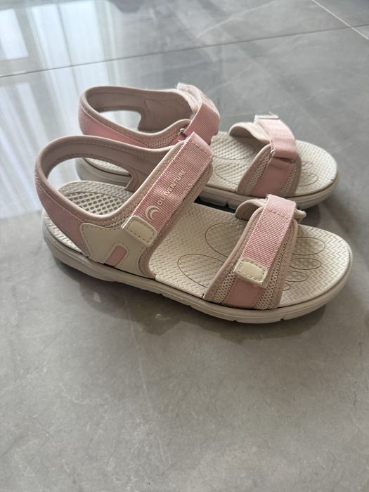 Босоніжки, сандалі Outventure для дівчинки 36 розмір