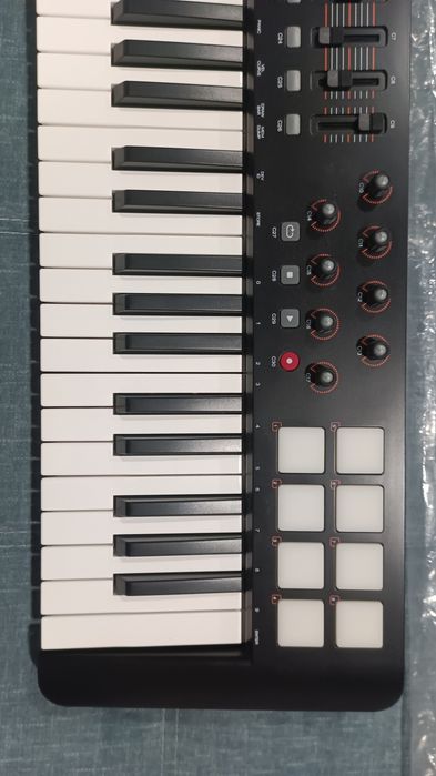 maudio oxygen 49 - teclado midi