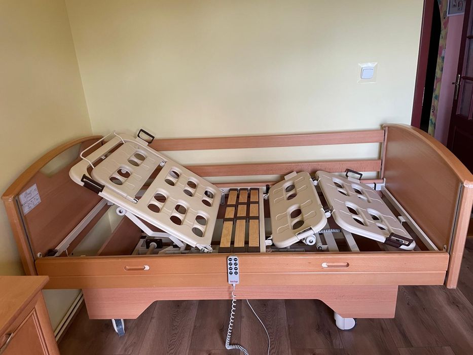 Łóżko rehabilitacyjne 3 funkcyjne