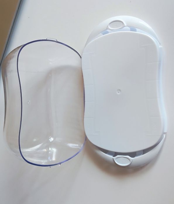 Маслянка кухонна, пластикова,,легенька.