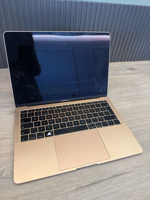 MacBook Air obudowa