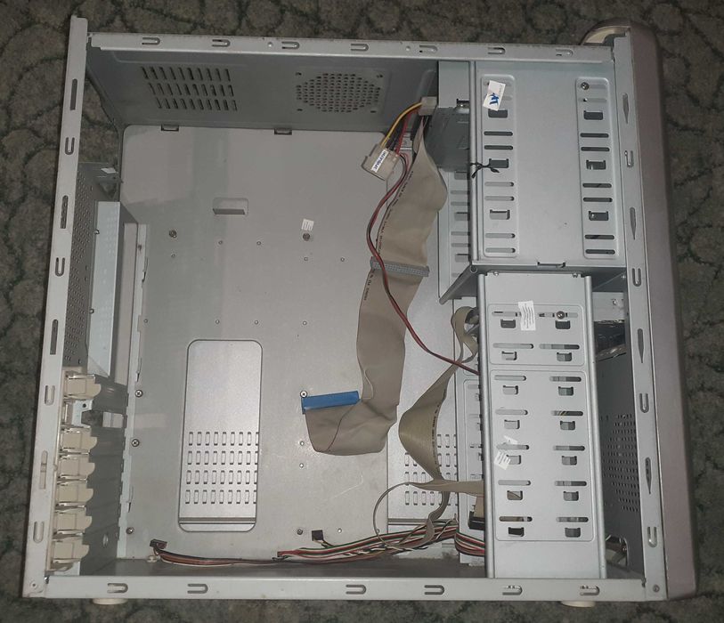 Корпус Midi-Tower Тест ОК(читати опис)