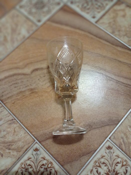 Продам бокалы из стекла
