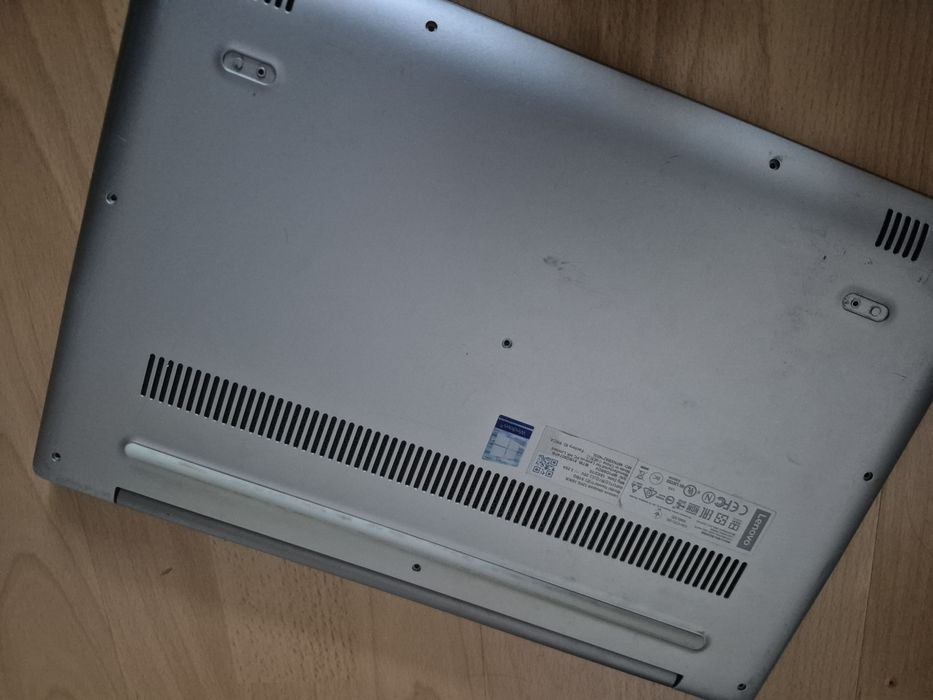 Lenovo ideapad 320S-15IKB