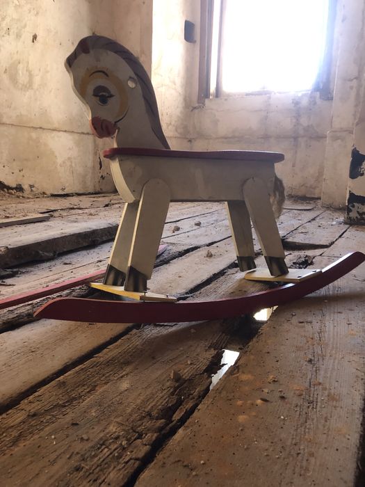 Cavalinho de baloiço p/ restauro