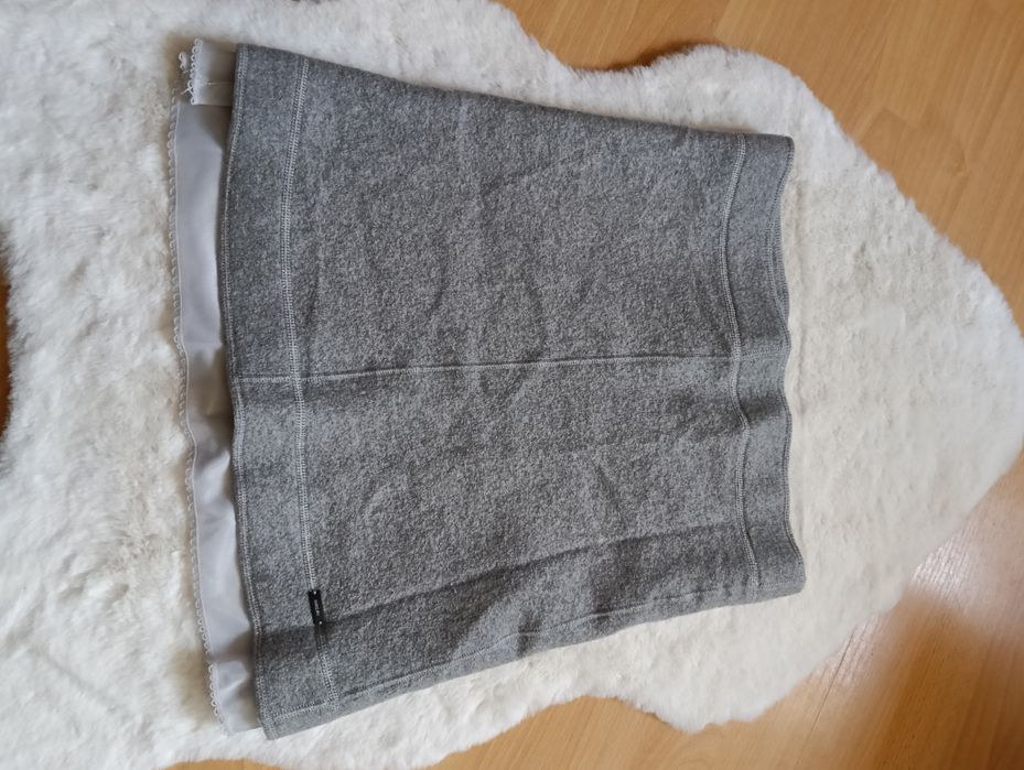 Szara spódnica Marc Cain