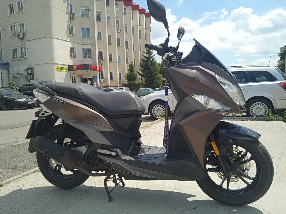 Продам скутер SYM JET 14 200/170 куб!!! С документами