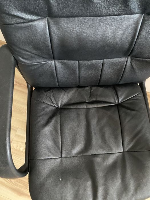 Fotel biurowy obrotowy skórzany