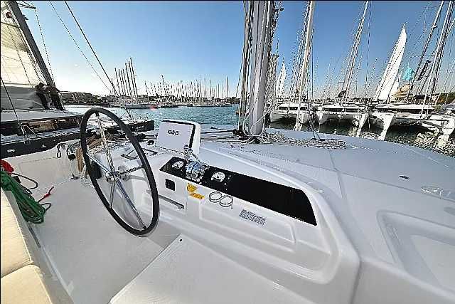 Katamaran morski LAGOON 46 2021 leasing