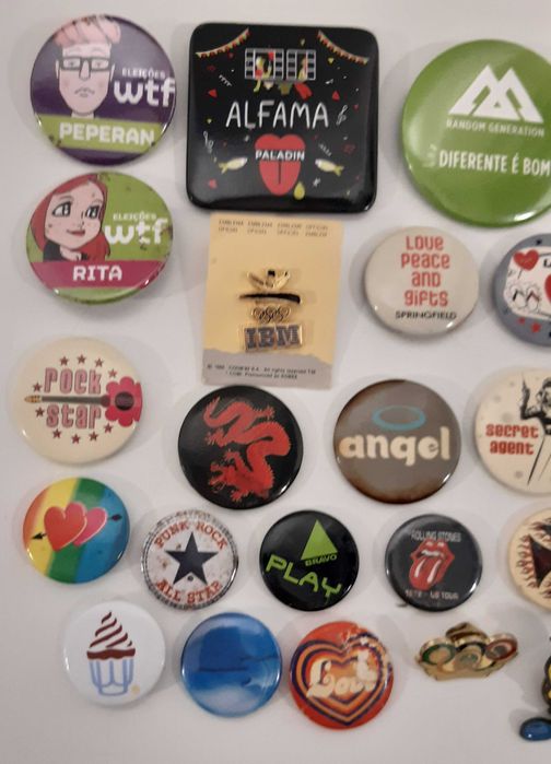 Lote de Pins, antigos e modernos, várias temáticas