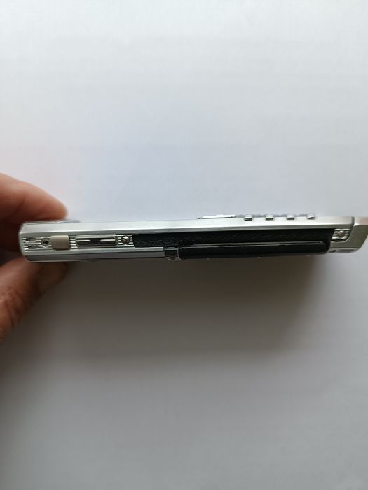 Мобільний телефон VERTU