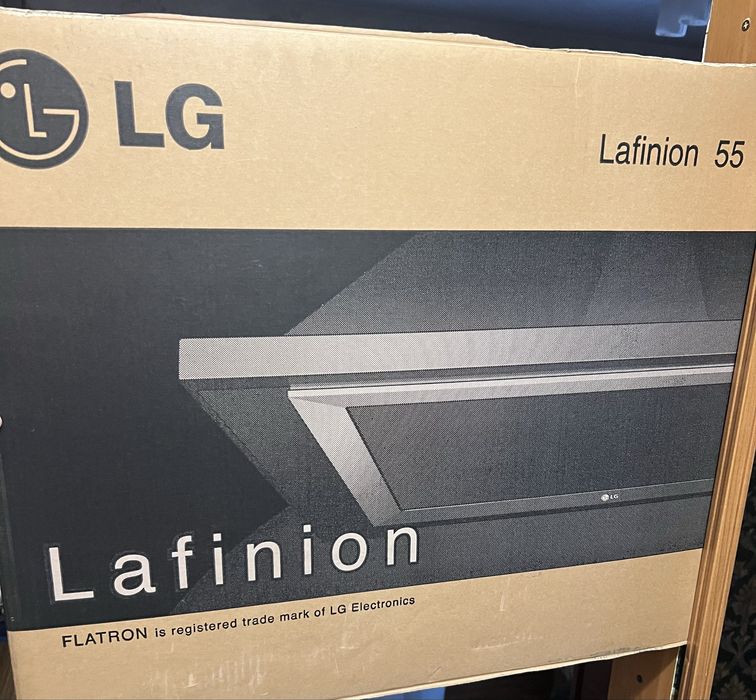 Телевізор LG , діагональ 55, плаский екран,