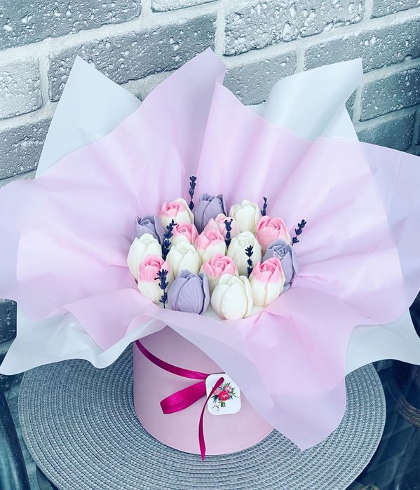 Шоколадні букети шоколадні тюльпани квіти з шоколаду шоколадные букеты