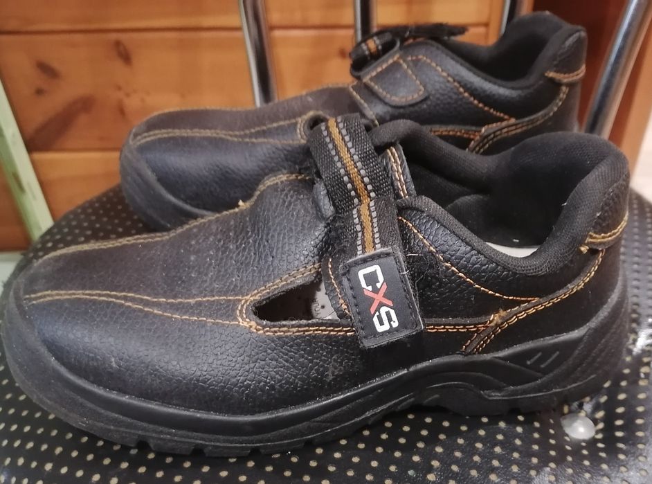 Робочі ботинки з залізним носком