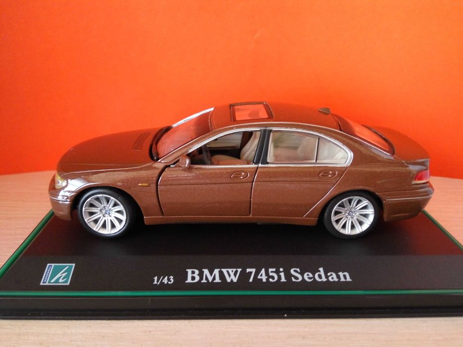 BMW 745i Sedan, ранний вариант Cararama/Hongwell, масштаб 1/43