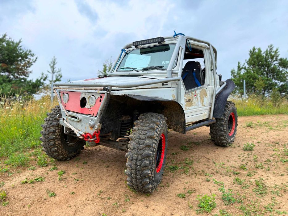 Suzuki Samurai