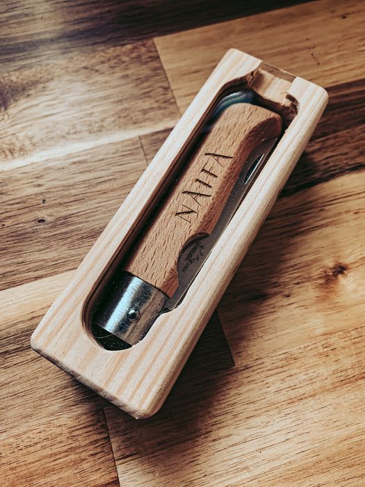 Navalha Artesanal com caixa de madeira