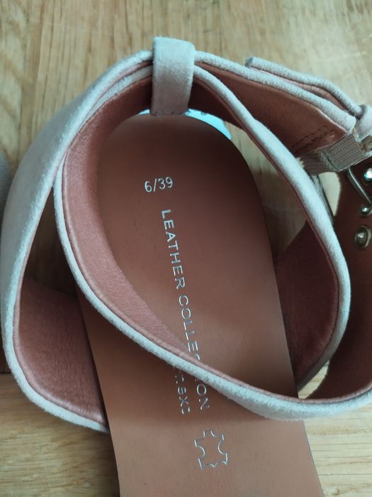 Sandały Next nowe r.39